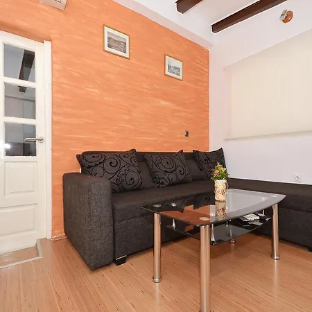 Apartment Nikolina Trogir Exterior photo