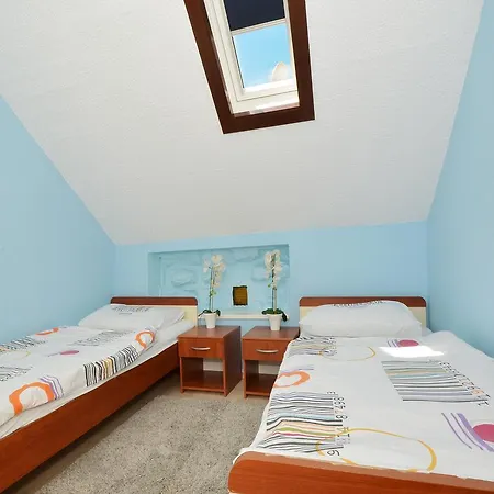 Apartment Nikolina Trogir Exterior photo